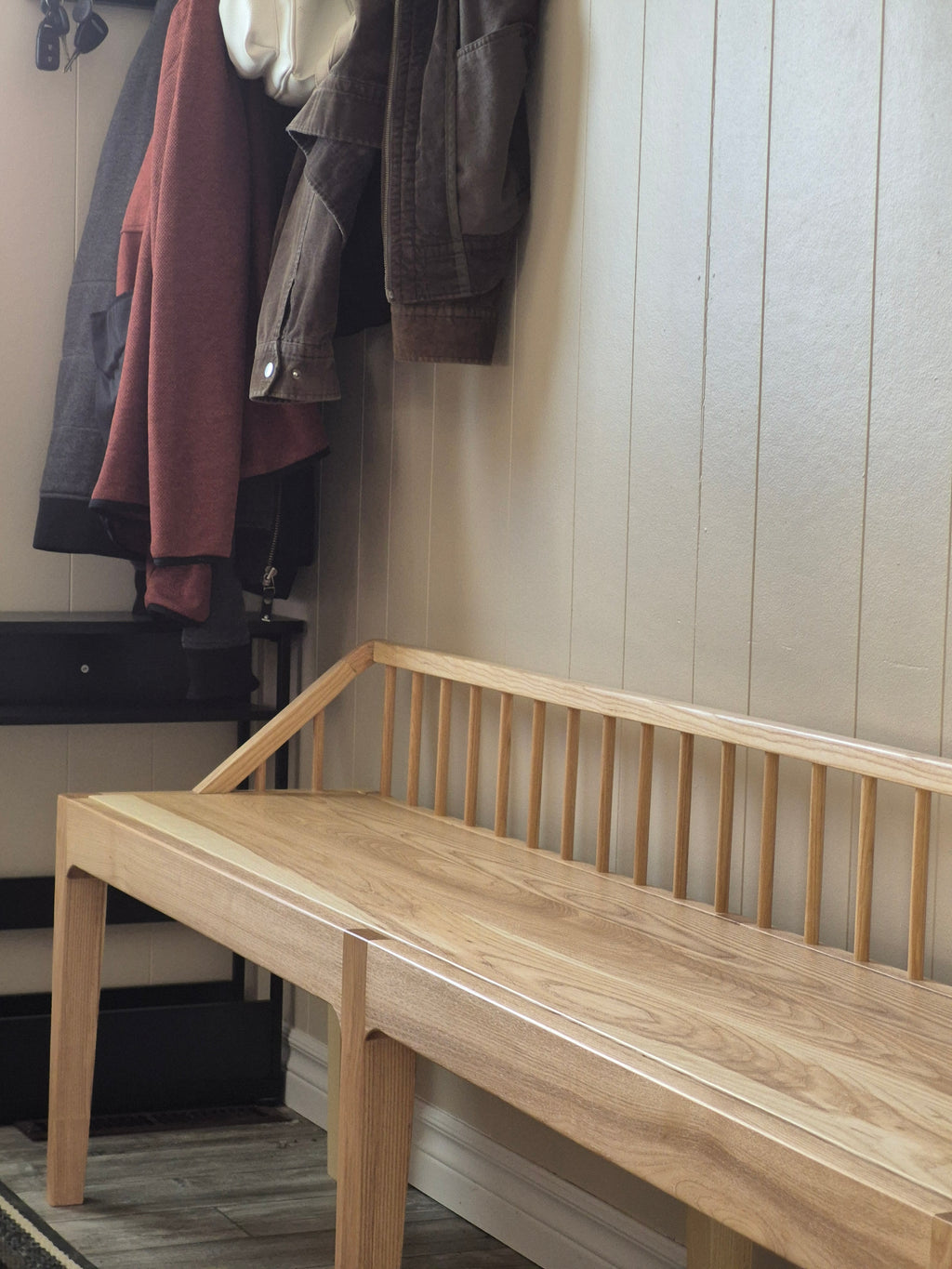 70" Spindle Bench