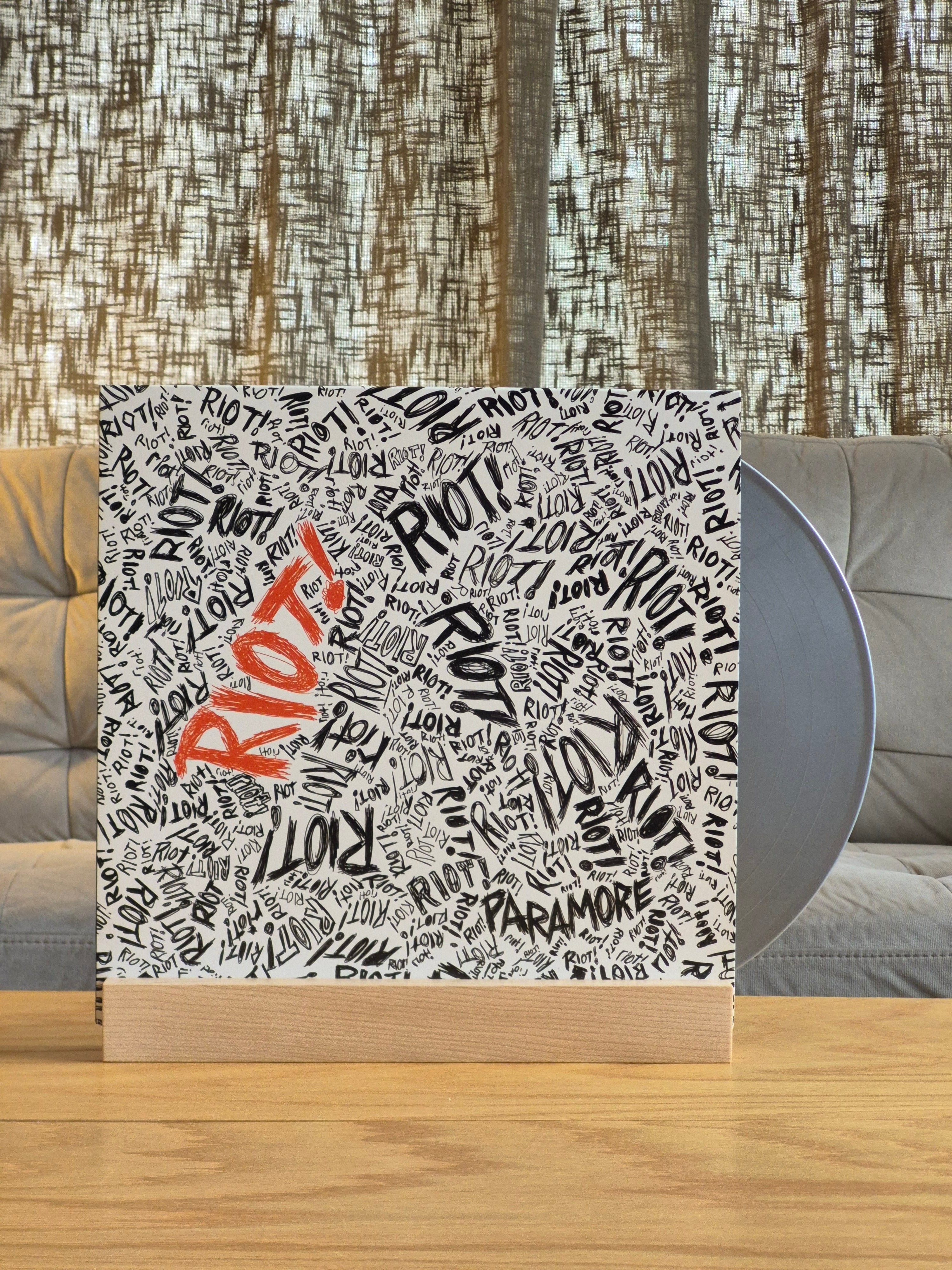 HiFi Maple Album Art Stand