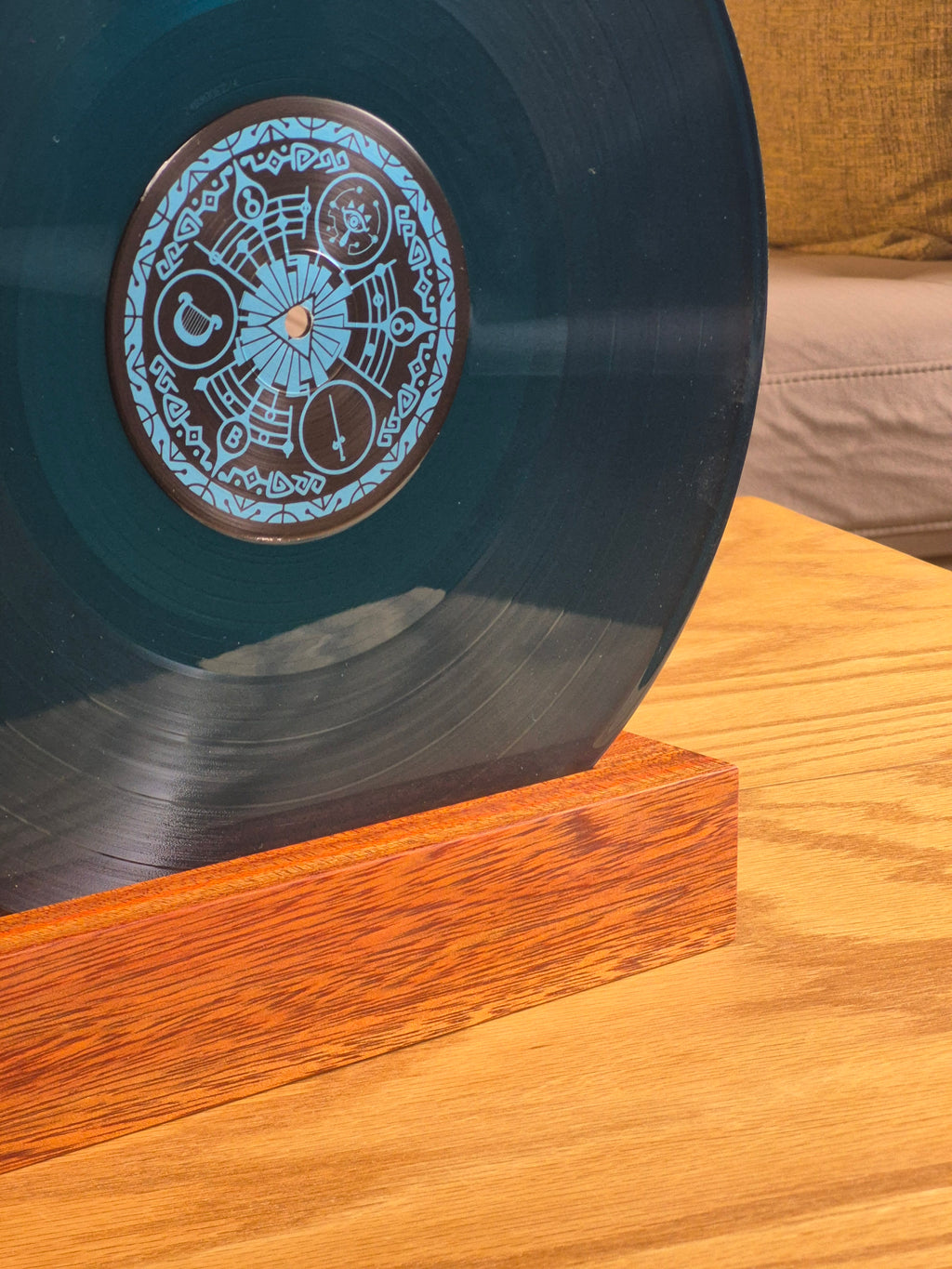 HiFi 12" Bloodwood Vinyl Stand