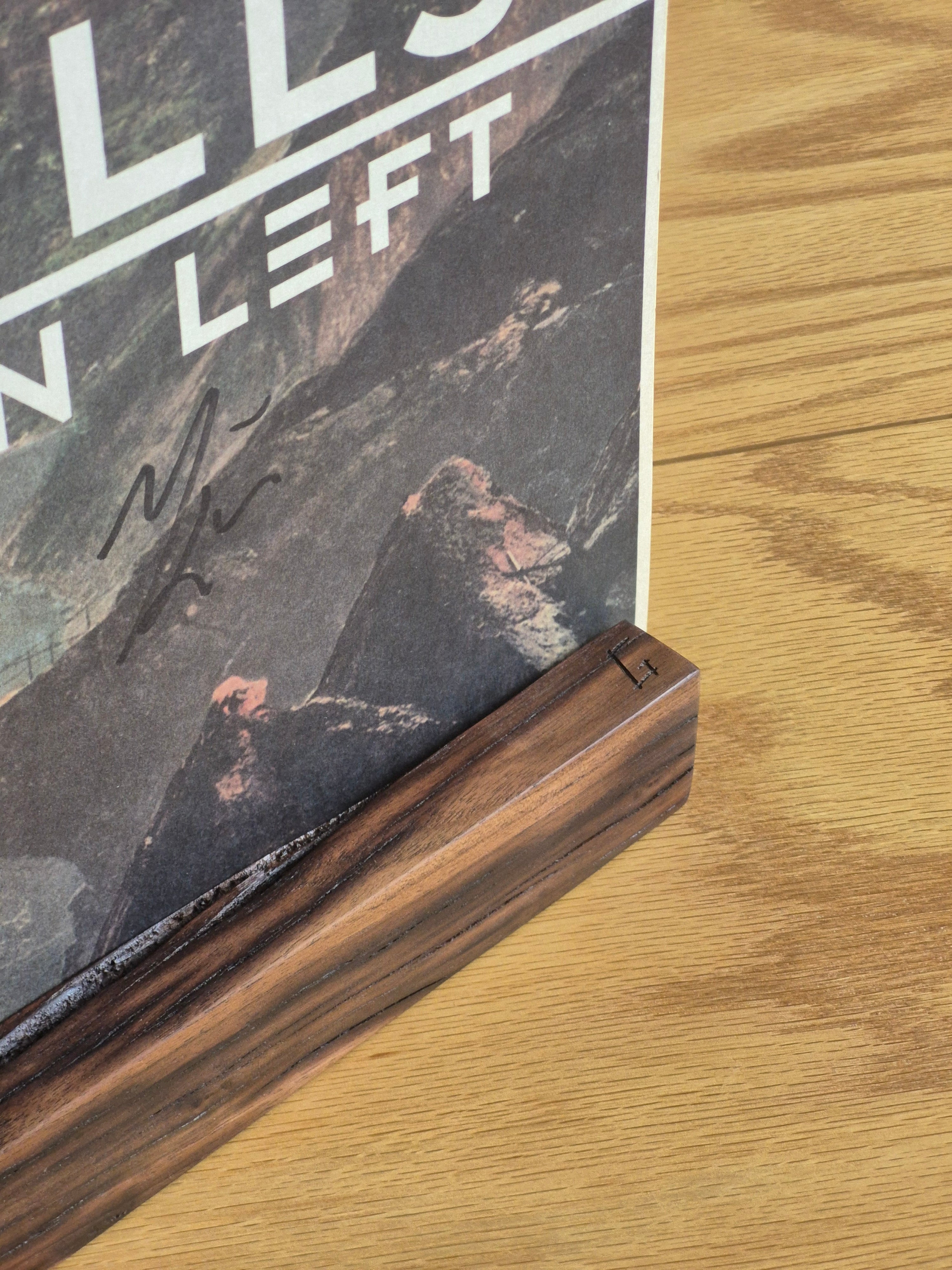 HiFi Walnut Album Art Stand