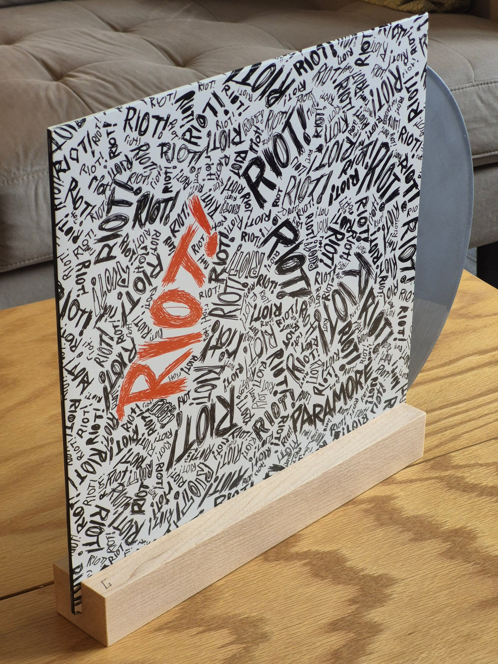 HiFi Maple Album Art Stand