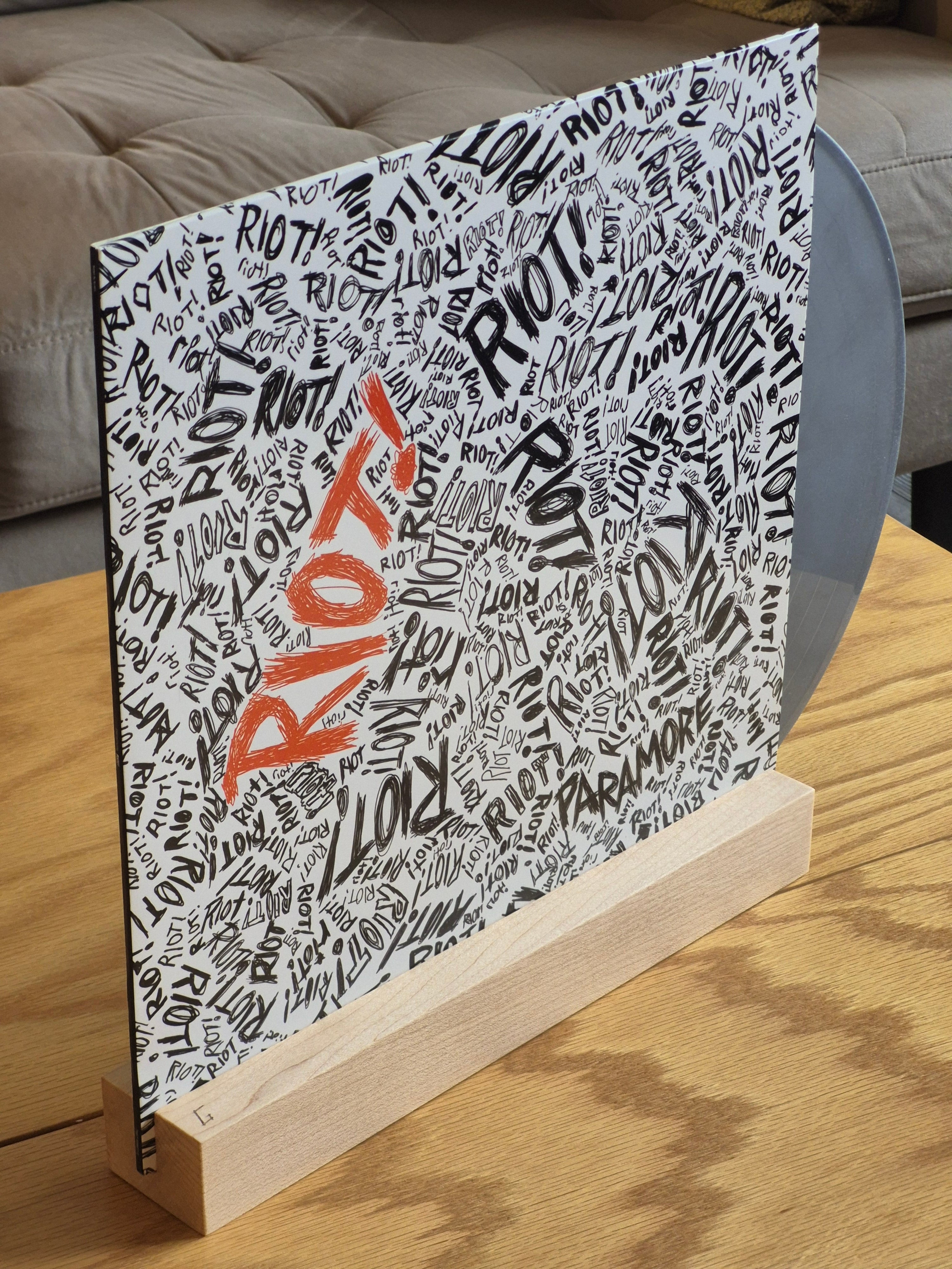 HiFi Maple Album Art Stand