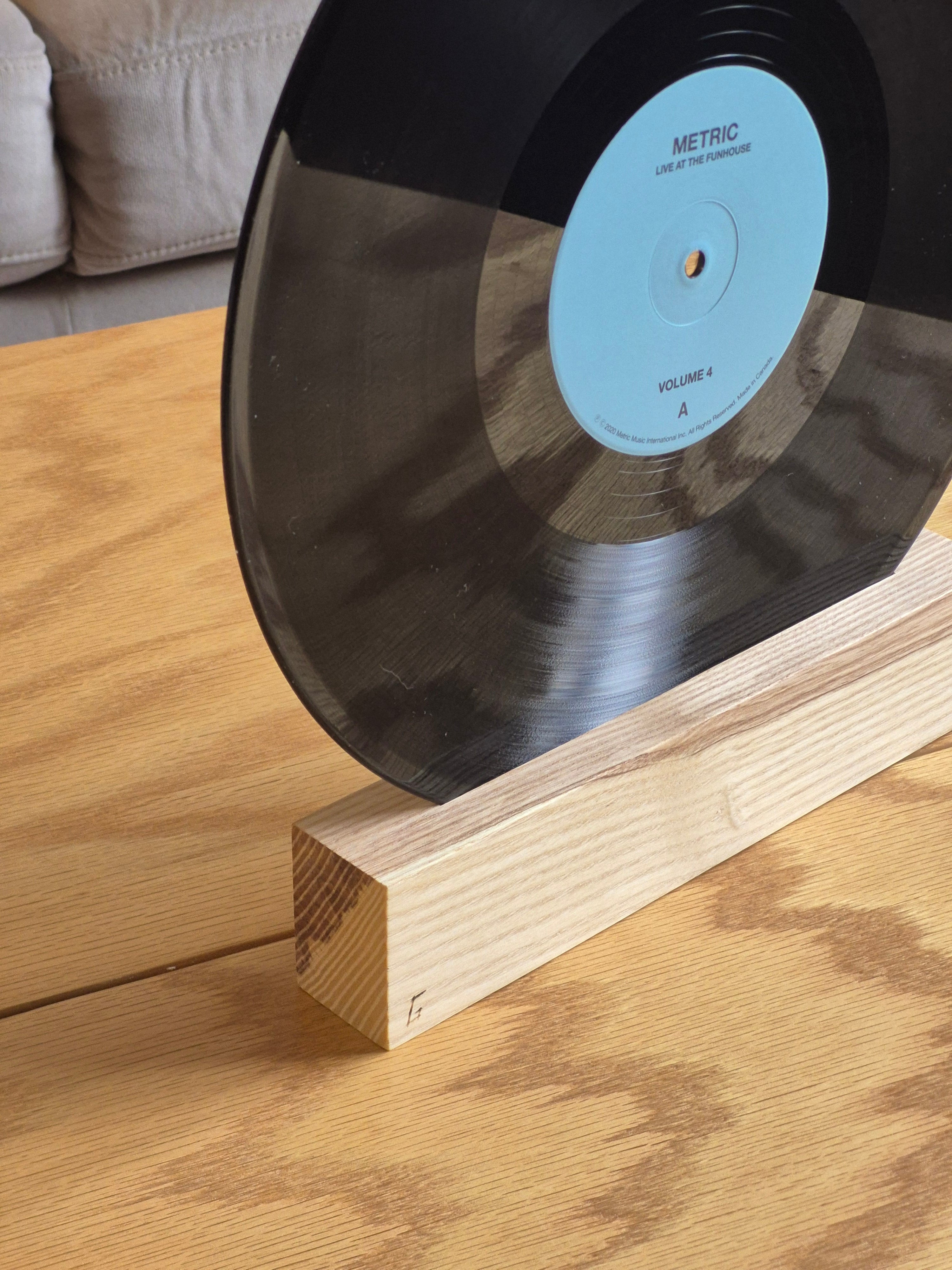 HiFi 12" Ash Vinyl Stand