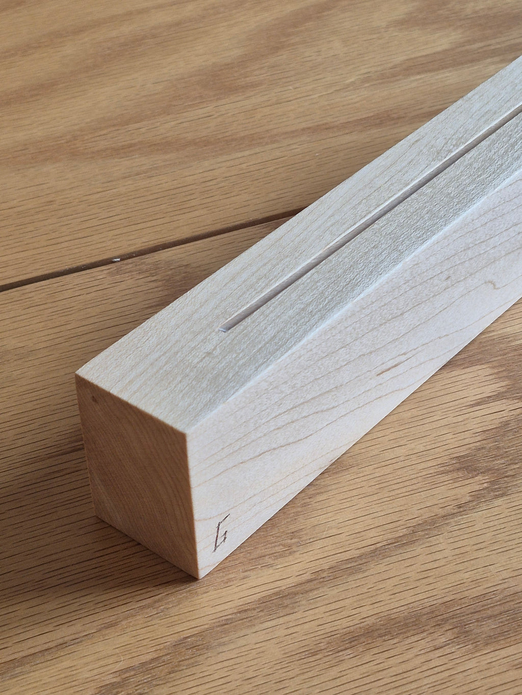 HiFi 12" Maple Vinyl Stand