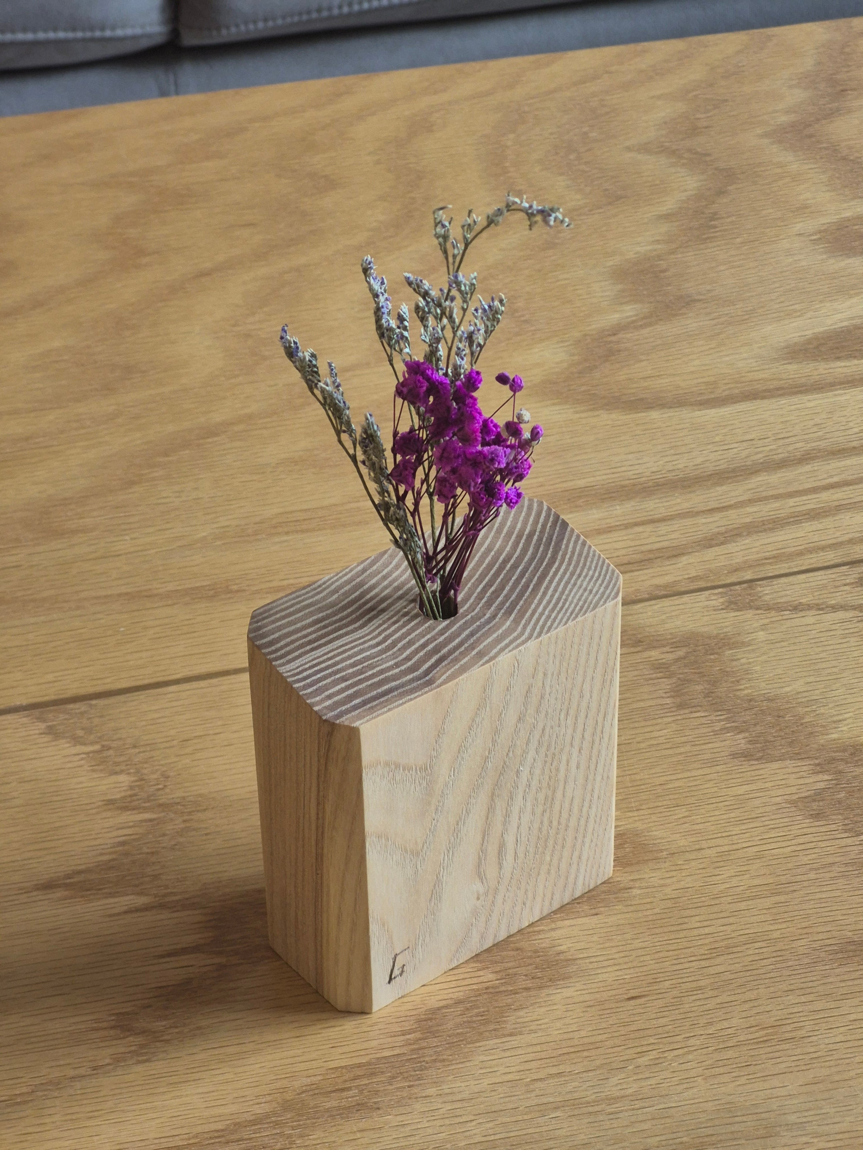 Single Fling Ash Angled Flower Vase