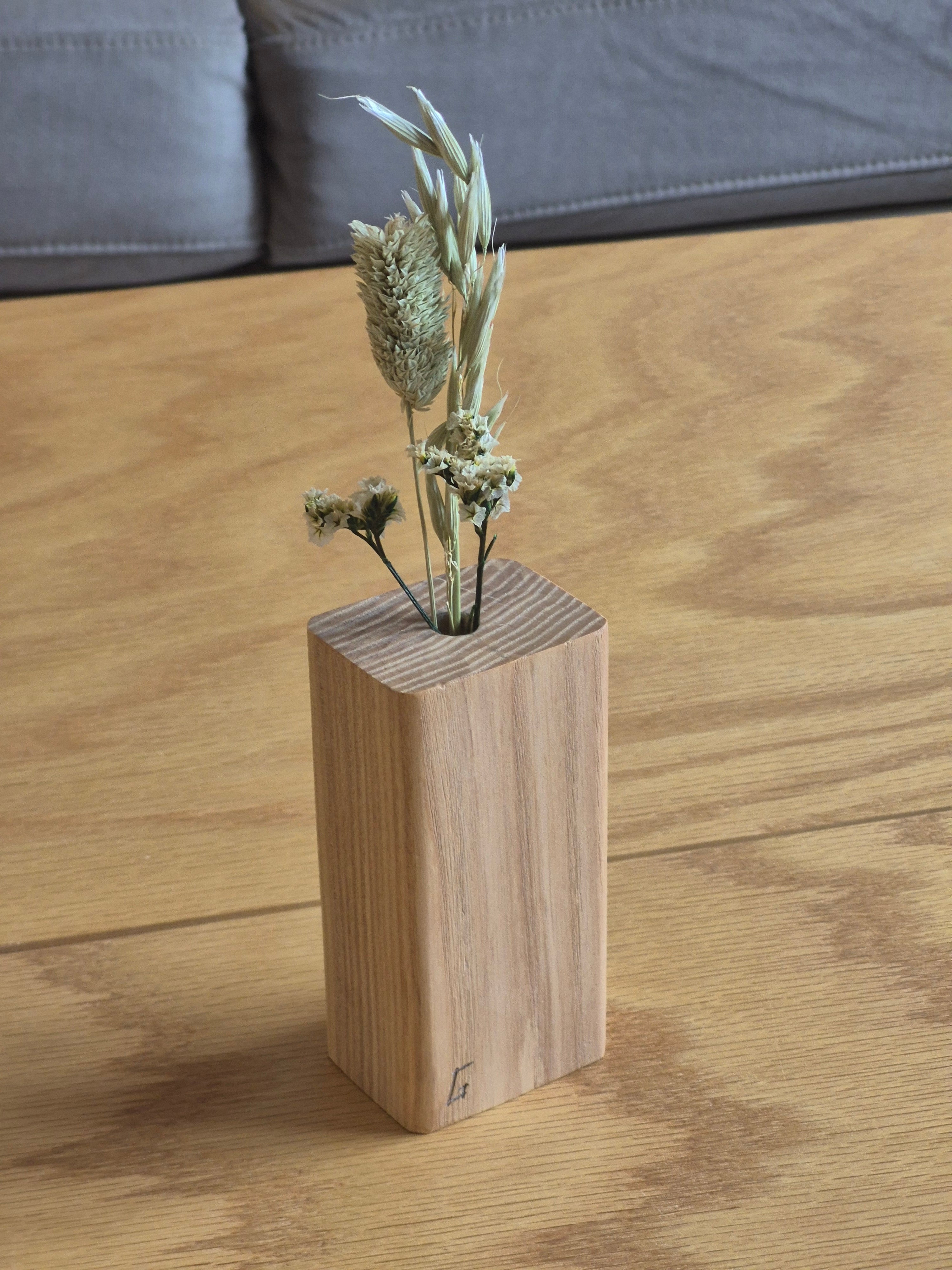 Mini Fling Ash Flower Vase
