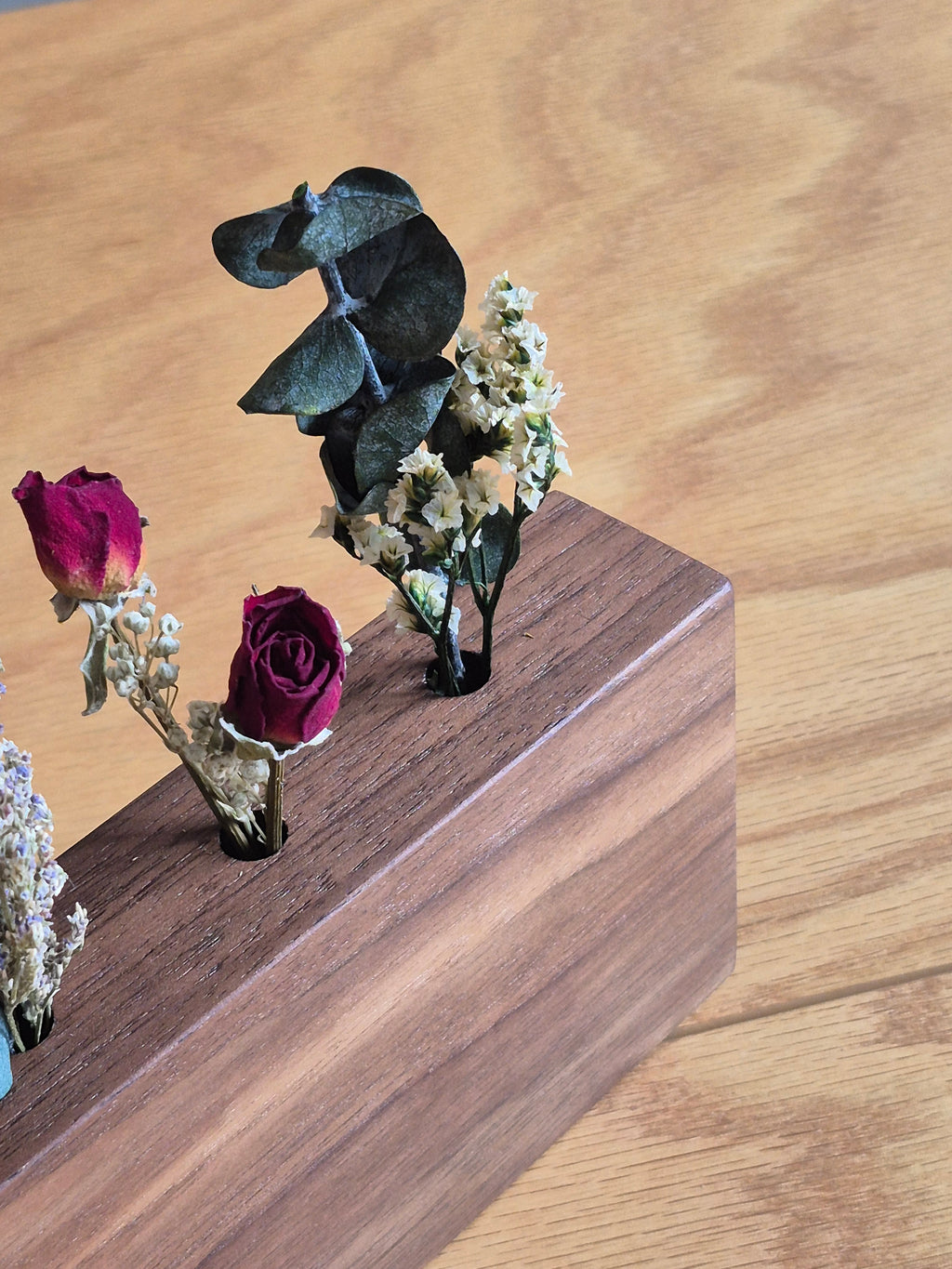 Triple Fling Walnut Flower Vase