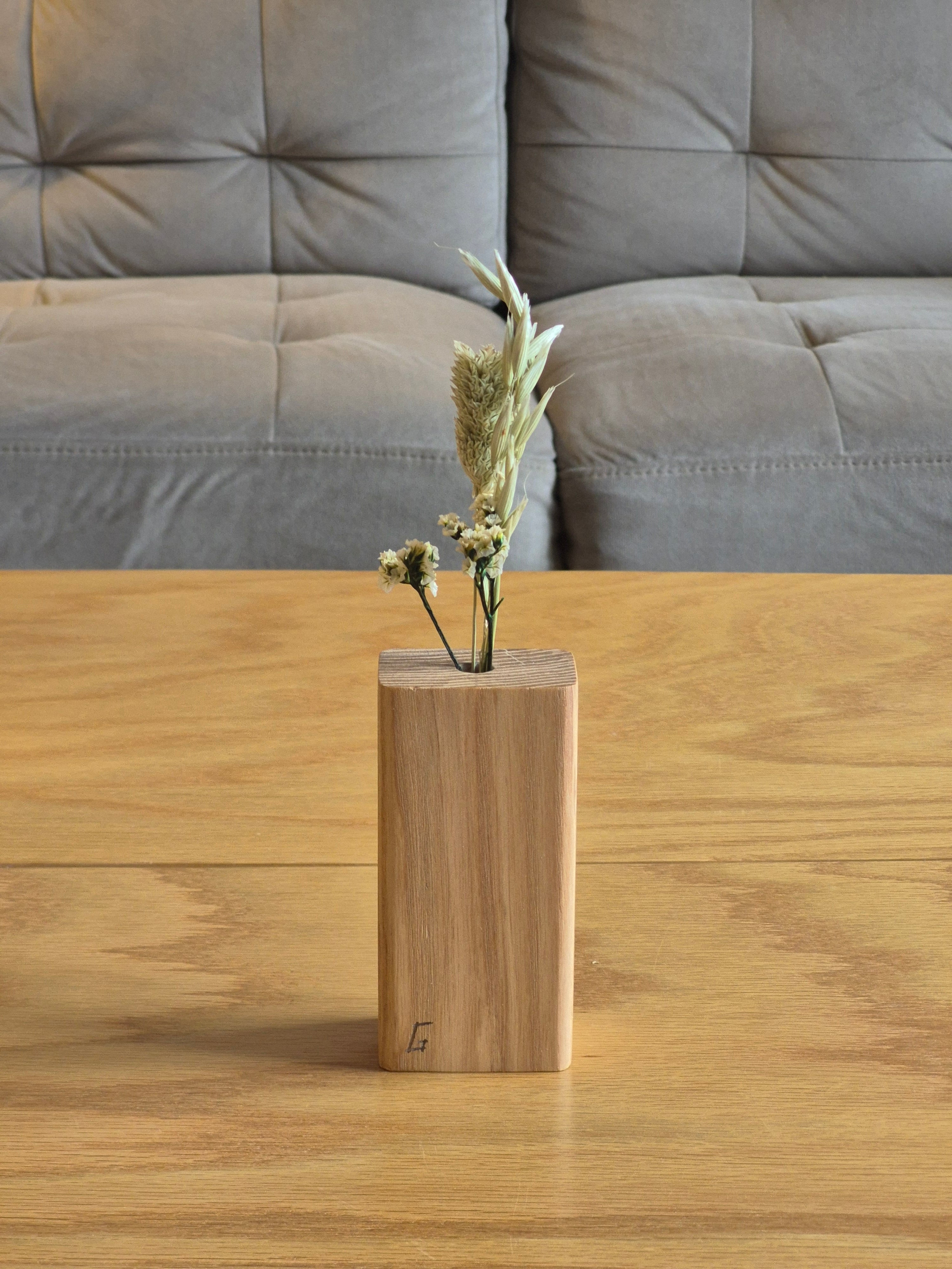 Mini Fling Ash Flower Vase
