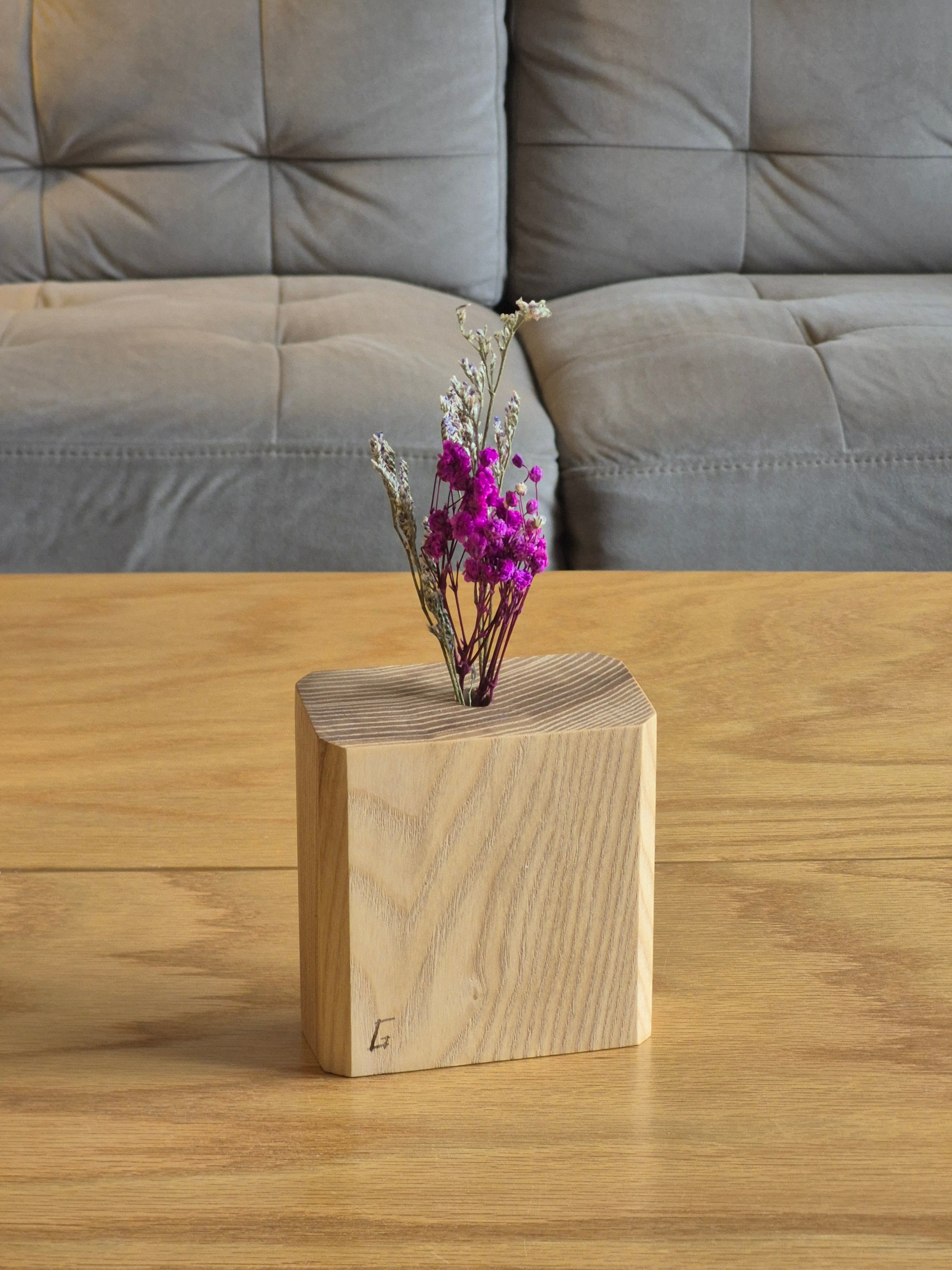 Single Fling Ash Angled Flower Vase