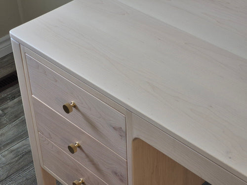 Chelsea Desk