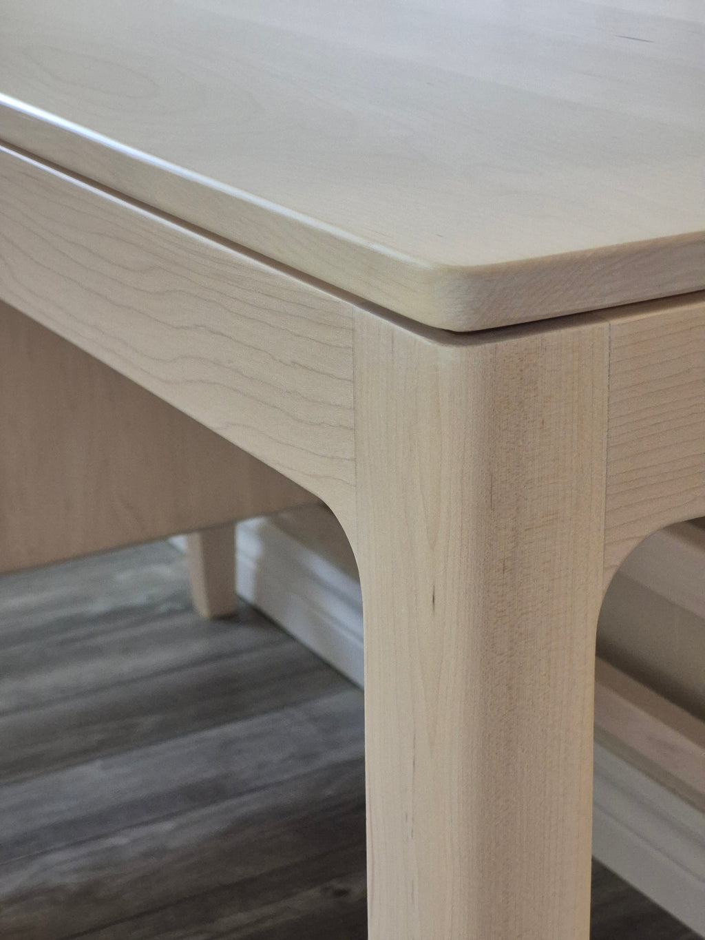 Chelsea Desk